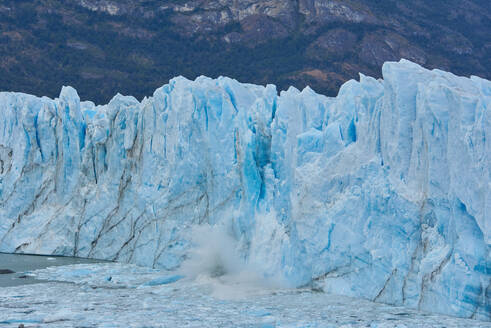 Gletscher Perito Moreno in Patagonien, Argentinien - CAVF73890