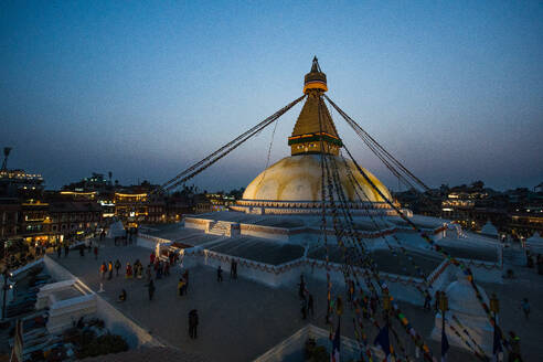 Buddha Stupa von Kathmandu bei Sonnenuntergang - CAVF74194