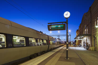 Train at train station - JOHF07550