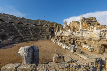 Amphitheater in Side, Side, Provinz Antalya, Türkei, Kleinasien, Eurasien - RHPLF13754