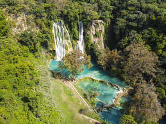Luftaufnahme der Minas Viejas-Wasserfälle, Huasteca Potosi, San Luis Potosi, Mexiko, Nordamerika - RHPLF13774