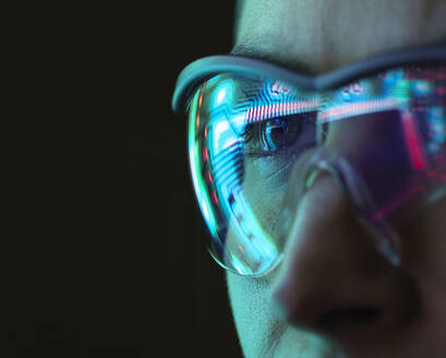 Reflection of a circuit board on glasses - ABRF00697