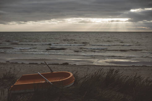 Blick auf den Sandstrand - JOHF08683