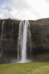 Blick auf den Wasserfall - JOHF08760