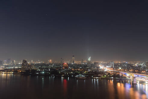 Stadtansicht bei Nacht, Rama III Brücke, Bangkok, Thailand - CHPF00647