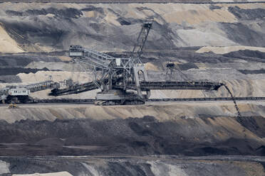 Germany, North Rhine-Westphalia, Inden, Bucket-wheel excavator working in open-pit mine - HLF01215
