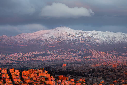 Blick auf den Norden Athens und den Berg Penteli vom Lycabettus-Hügel aus. - CAVF75298