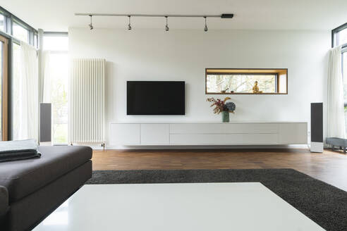 Modern living room in design house - SBOF02084