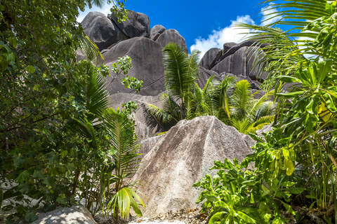 Seychellen, Granitfelsen bei Source dArgent, lizenzfreies Stockfoto