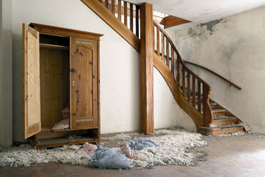 Decaying bathhouse in Mitterbad near St Pankraz in Ulental Valley, South Tyrol, Italy - PSTF00590