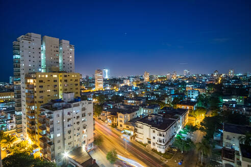 Stadtbild bei Nacht, Havanna, Kuba - PAF01919