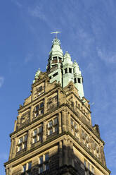 Germany, North Rhine-Westphalia, Munster, Low angle view of Townhouse Tower - WIF04198