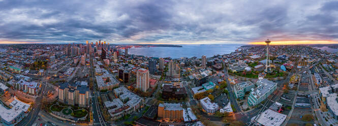Panoramaluftaufnahme der Stadt Seattle, USA - AAEF06391