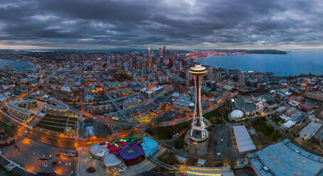 Panoramic aerial view of the city of Seattle, USA - AAEF06392