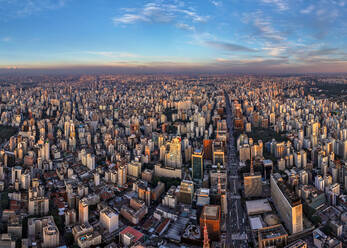 Panoramaluftaufnahme der Stadt São Paulo, Brasilien - AAEF06451