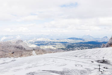 Glacier with slopes for skiing - CAVF76008