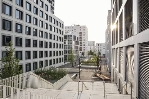 Modernes Wohnhochhaus in München, Deutschland, lizenzfreies Stockfoto