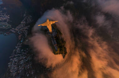 Luftaufnahme der Christus-Erlöser-Statue, Rio de Janeiro, Brasilien - AAEF06914