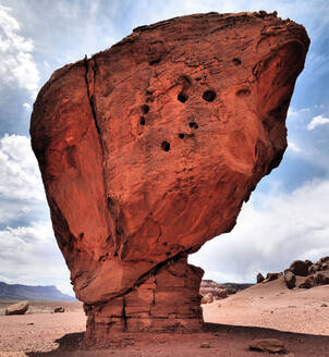 Balanced rock formations near Marble Canyon Arizona - CAVF76352