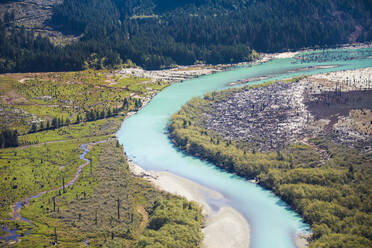 Luftaufnahme des Stave River, British Columbia, Kanada. - CAVF76938