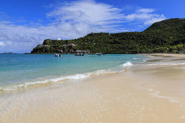 Beautiful turquoise sea and wooded hills, white sand St. Jean (Saint Jean) Beach, St. Barthelemy (St. Barts) (St. Barth), West Indies, Caribbean, Central America - RHPLF13993