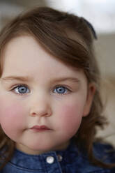 Portrait of toddler girl with blue eyes and red cheeks - AUF00151