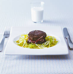 Beef tenderloin with strips of vegetables  - PPXF00295