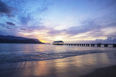 Hanalei Bay pier, Kauai Island, Hawaii, United States of America, North America - RHPLF14079