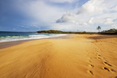 Papohaku Beach, Molokai Island, Hawaii, United States of America, North America - RHPLF14109