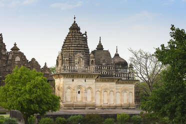 Parvati-Tempel mit architektonischen Elementen dreier Religionen, Islam, Buddhismus, Hinduismus, Khajuraho Group of Monuments, UNESCO-Weltkulturerbe, Bundesstaat Madhya Pradesh, Indien, Asien - RHPLF14188