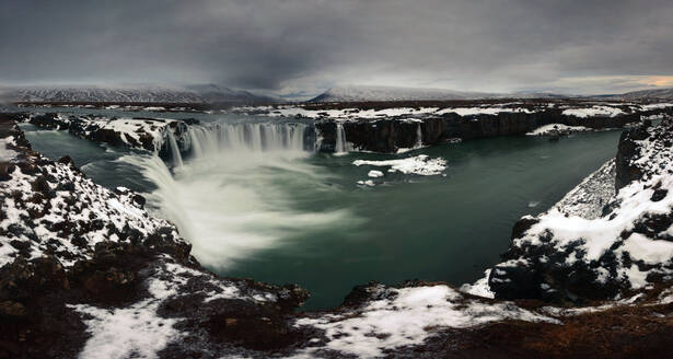 Panoramabild des Godafoss-Wasserfalls, Island, Polarregionen - RHPLF14258