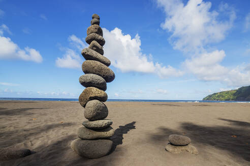 Waipio valley north shore, rocks stacked on the beach, Big Island, Hawaii, United States of America, North America - RHPLF14376