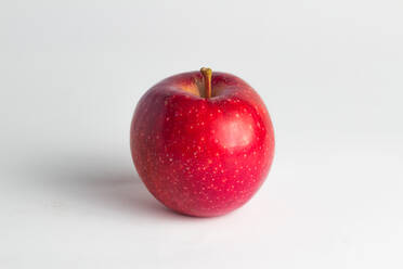 Close-Up Of Apple Against White Background - EYF01557