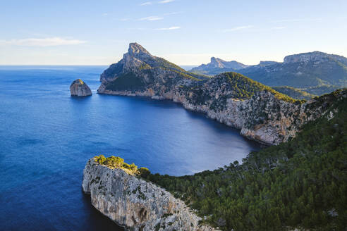 Spanien, Mallorca, Pollenca, Luftaufnahme der Halbinsel Cap de Formentor - SIEF09685