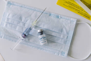 Neuer Impfstoff gegen das Corona-Virus - MFF05225