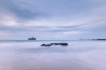 UK, Scotland, North Berwick, Seacliff coast with Bass Rock island in background - SMAF01864