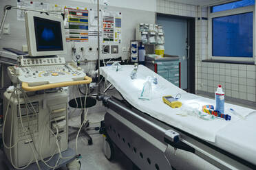 Empty trauma room prepared for Covid 19 patients in hospital - MFF05256