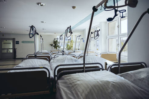 Storage of beds in hospital - MFF05365