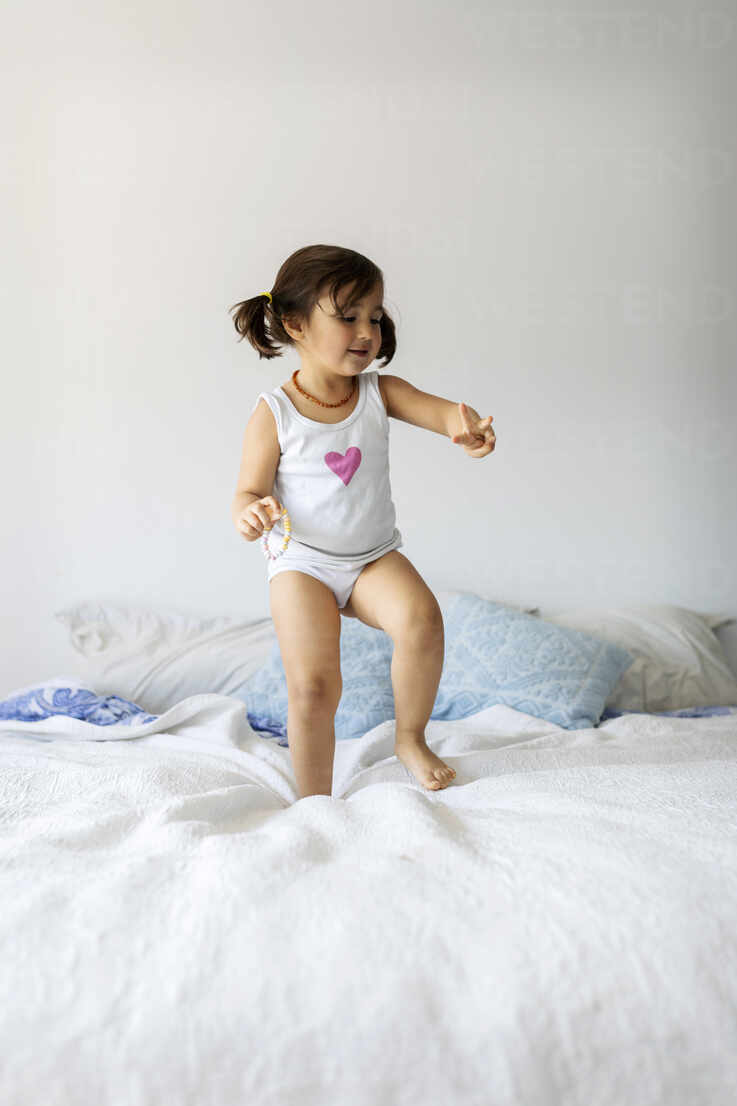 Fotos de Little girl underwear, Imagens de Little girl underwear