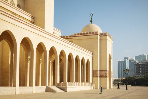 Außenansicht der Großen Moschee Al Fateh in Manama - CUF54931