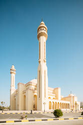 Exterior of the Al Fateh Grand Mosque, main building and minarets in Manama - CUF54932