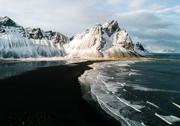 Scenic View Of Lake Against Sky During Winter - EYF02465