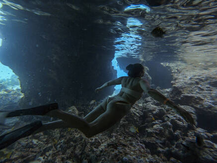 Tauchen an der Thunderball Grotte (James Bond 007) Bahamas, Exumas, Thunderball Grotte - DAWF01367