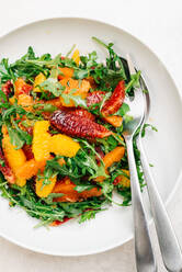 Zitrus-Rucola-Salat mit Blutorangen, Cara-Cara- und Naval-Orangen - CAVF78010