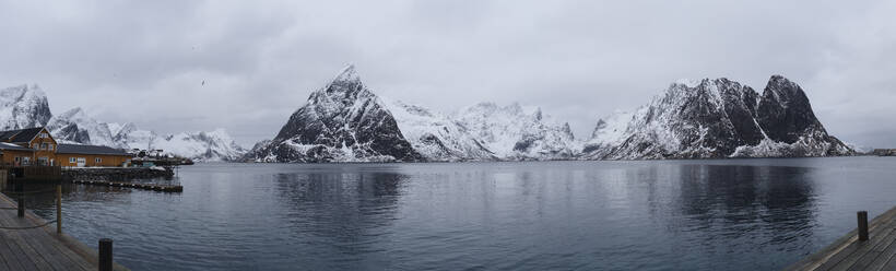 Panoramic landscape shot, Lofoten, Norway - MPPF00704