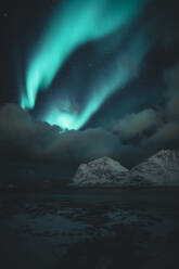 Nordlicht bei Nacht, Lofoten, Norwegen - MPPF00723