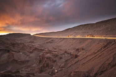 San Pedro de Atacama und Valle de Luna Wüste bei Sonnenuntergang - CAVF78599