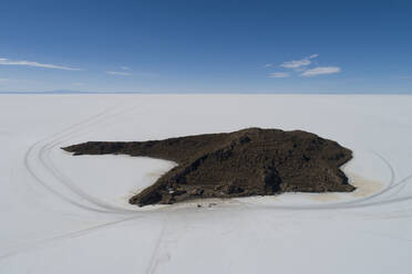 Die Insel Incahuasi aus der Vogelperspektive in der Salzwüste - CAVF78667