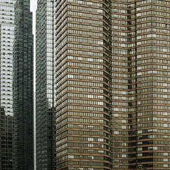 USA, New York, New York City, Fenster von Bürowolkenkratzern - TLF00775