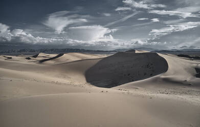 USA, Kalifornien, Low-Level-Luftbildaufnahme der Cadiz-Dünen in der Mojave-Wüste - BCDF00426